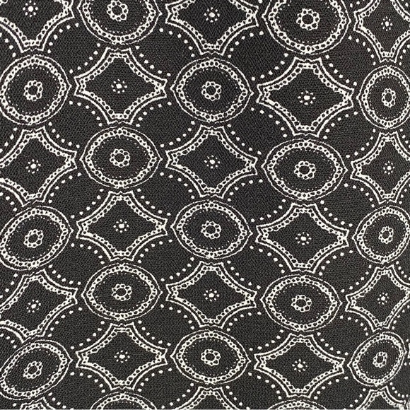 Zac & Rachel Black Patterned Shorts - Picture 5 of 7